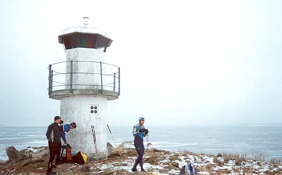 Vättern, ice skating 2003