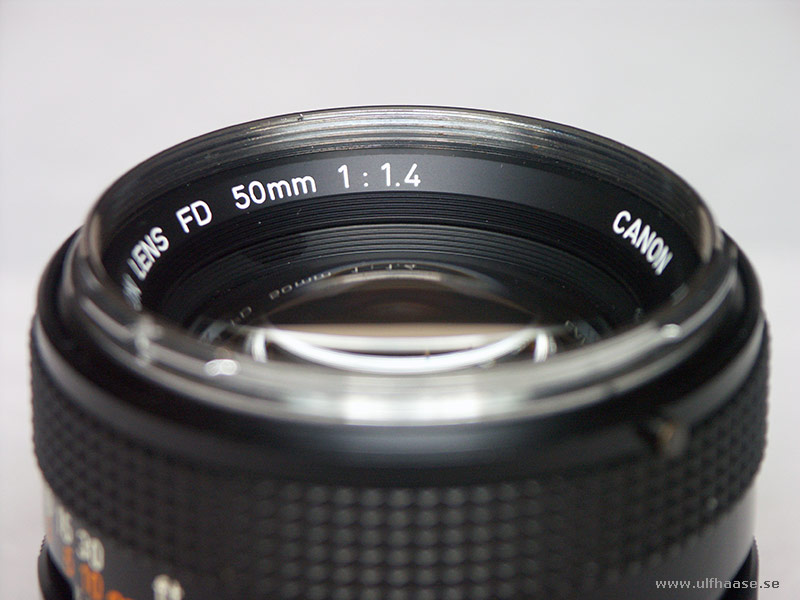 Canon lens FD 50 mm, f/1:1.4