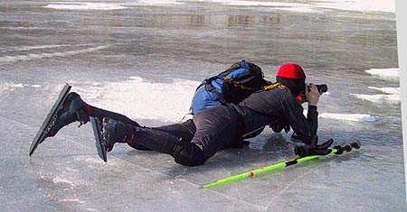Ice skating March 2004. Photo: Maud Robberts.