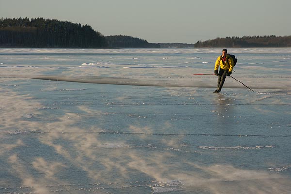 Lake Mälaren, ice skating.