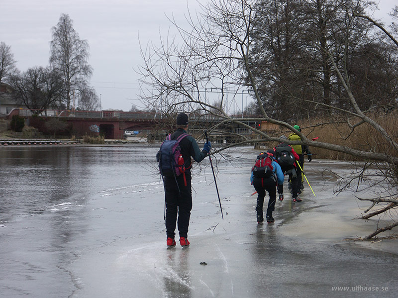 Ice skating on Arboga River/Arbogaån 2015.