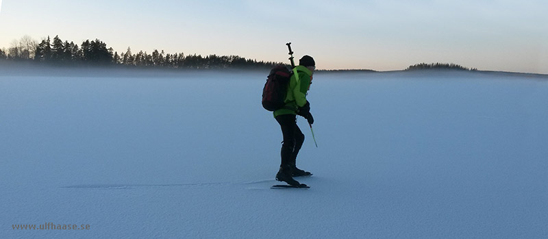 Ice skating on Lake Fjärden in Gästrikland