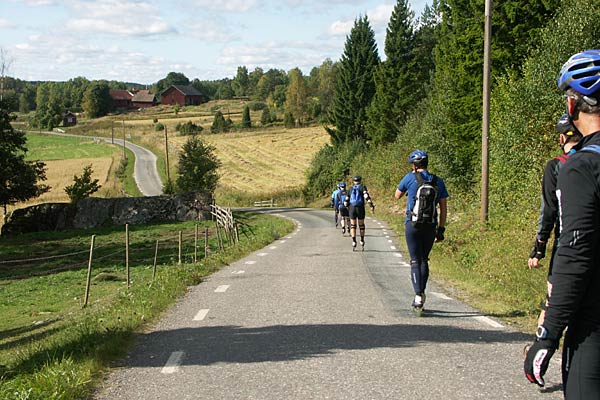 An autumn tour in Roslagen on inline skates.