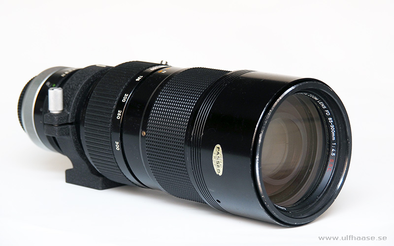 Canon zoom lens FD 85-300mm f/4.5 S.S.C.