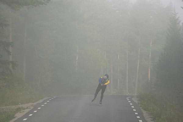 Inline skating on Gräsö.