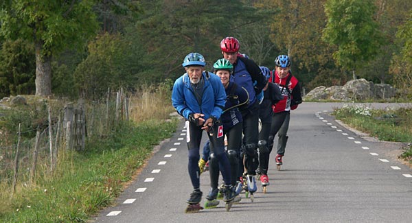 Inline skating on Gräsö.