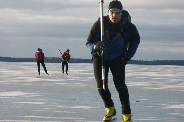 Lilla Mälarrundan, ice skating