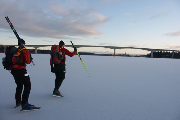 Lilla Mälarrundan, ice skating