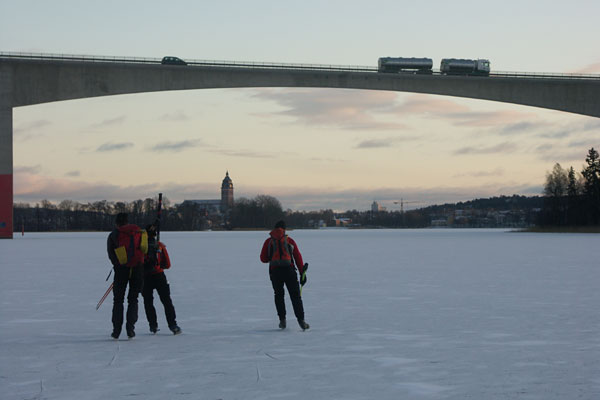 Lilla Mälarrundan, ice skating