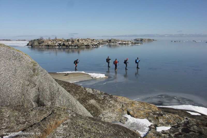 Ice skating in the Stockholm archipelago