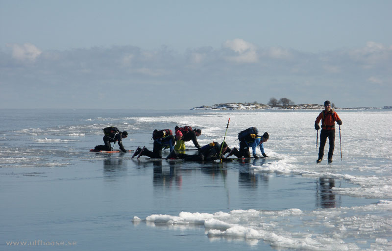 Ice skating in the Stockholm archipelago