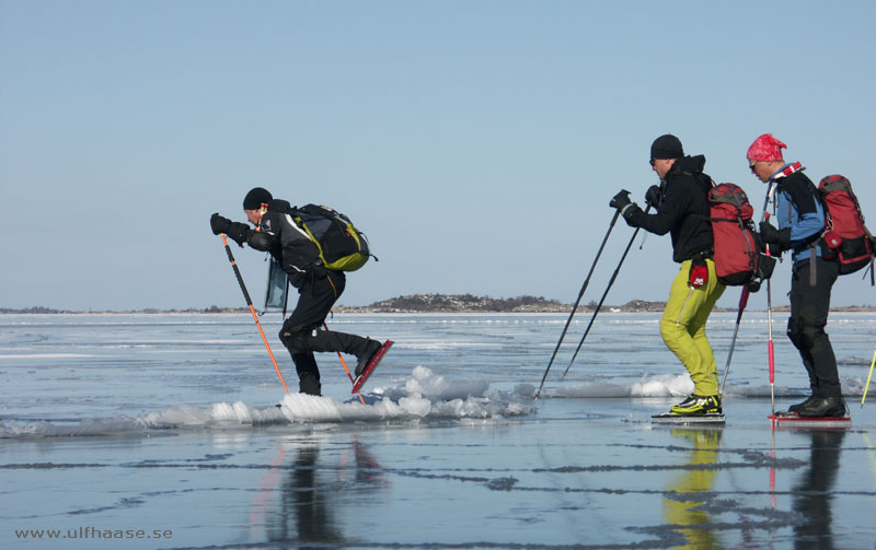 Ice skating in the Stockholm archipelago