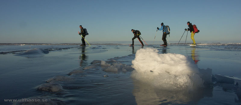 Ice skating in the Stockholm archipelago