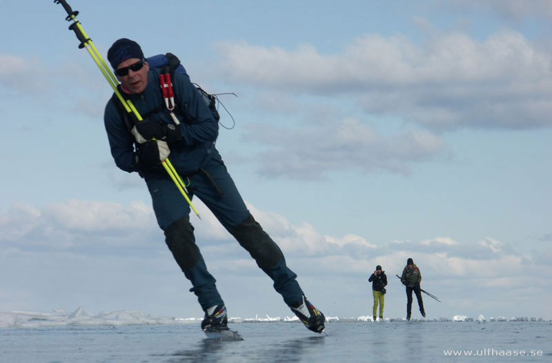 Vänern, ice skating 2013