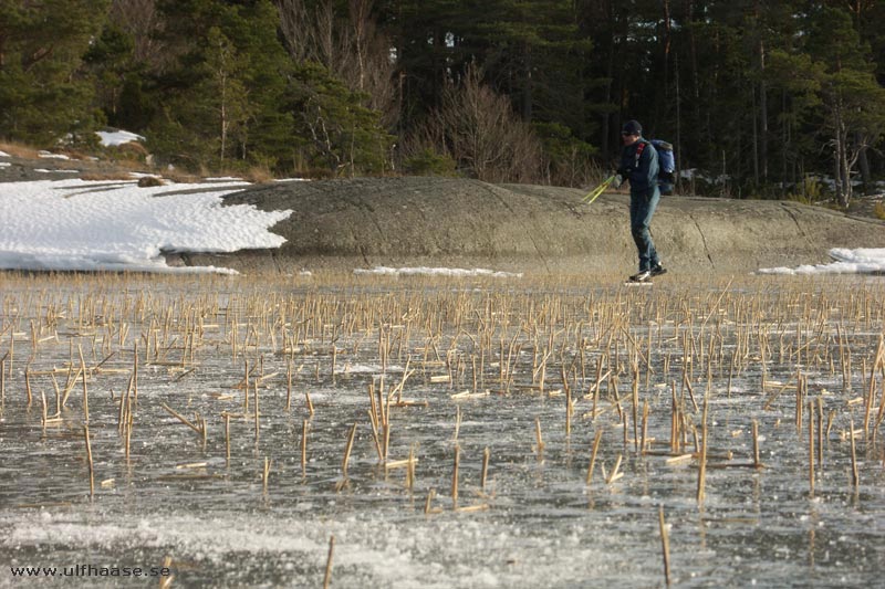 Vänern, ice skating 2013