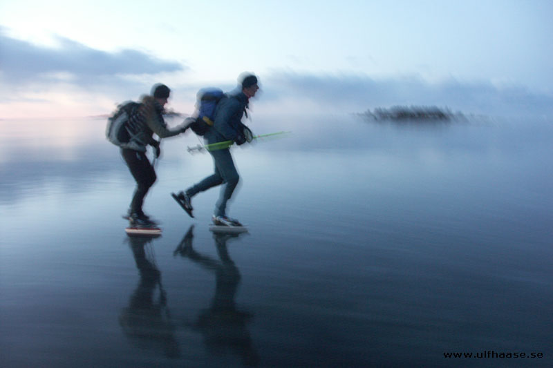 Vänern, ice skating 2013