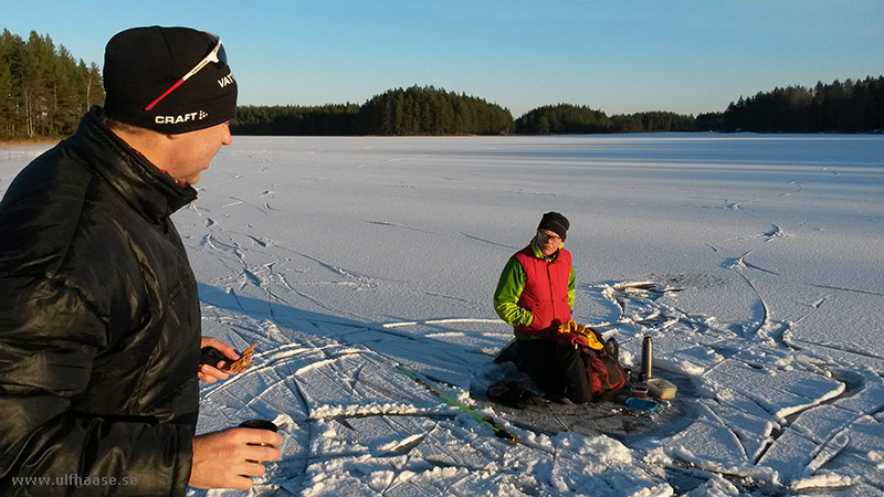 Ice skating on Lake Fjärden in Gästrikland