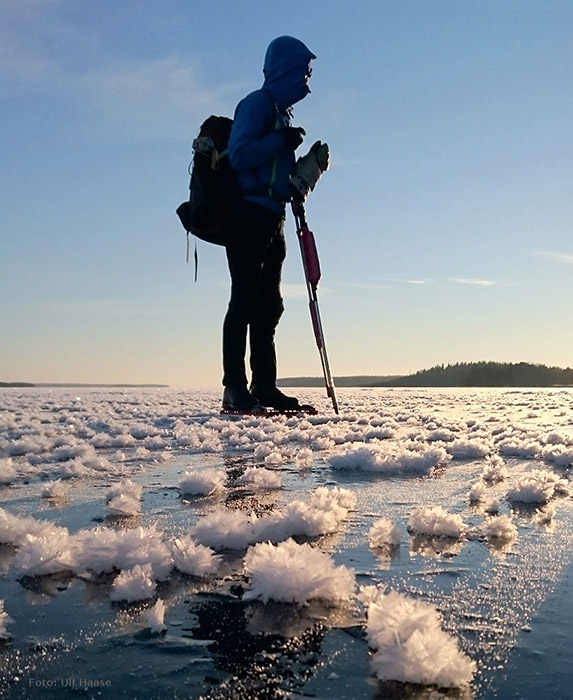 Ice skating on Lake Mälaren 2016.