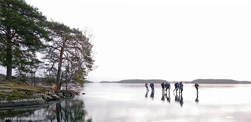 Ice skating on lake Båven 2016.