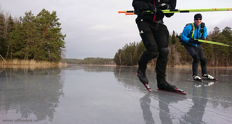 Ice skating on lake Båven 2016.