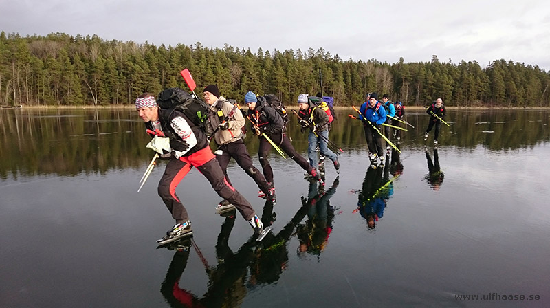 Ice skating on lake Båven 2016.