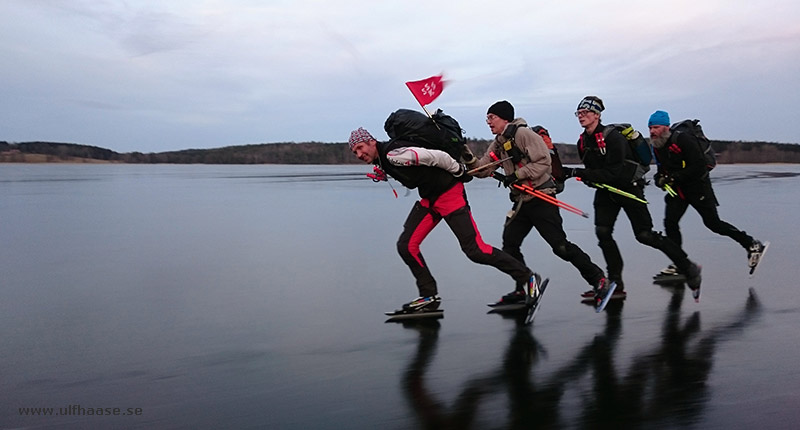 Ice skating on lake Dunkern 2016.