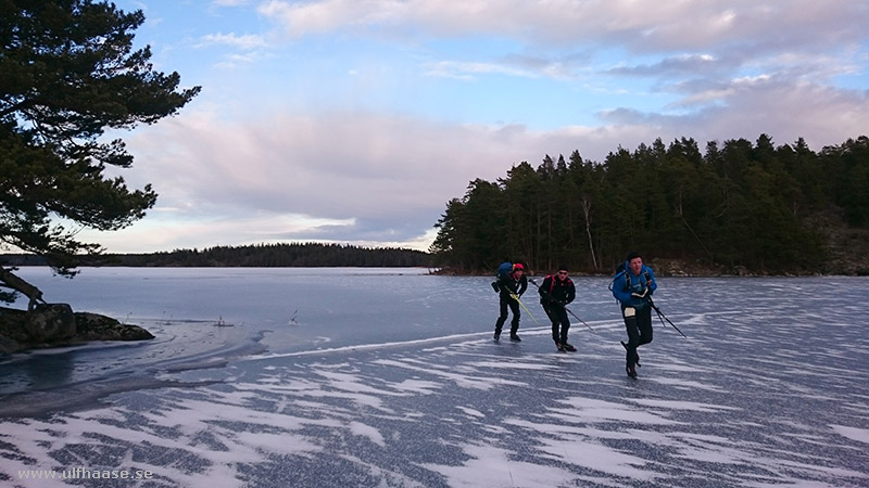 Ice skating on lake Båven 2016.