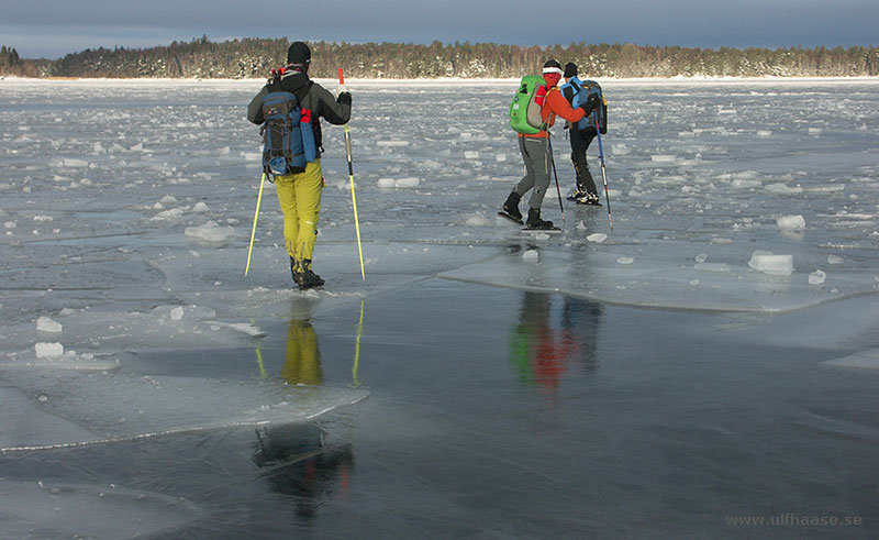 Ice skating in the Stockholm archipelago 2016.