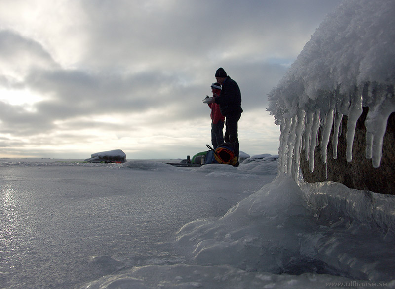 Ice skating in the Stockholm archipelago 2016.