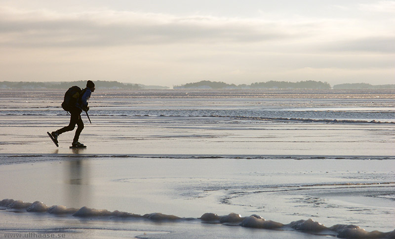 Ice skating in the Stockholm archipelago 2016.