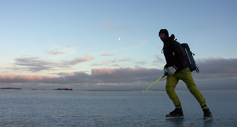 Ice skating in the Stockholm archipelago 2016.