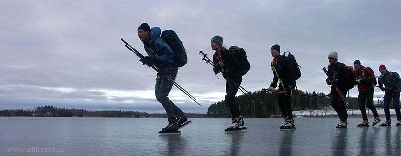 Stora Båvenrundan, ice skating.