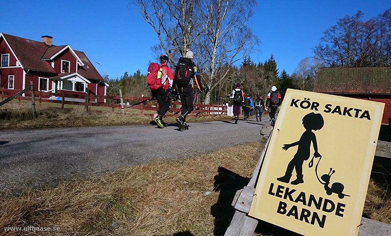 Ice skating on Hövern, Lången, Borken, Såken, Vindommen, Storsjön and Rammen.