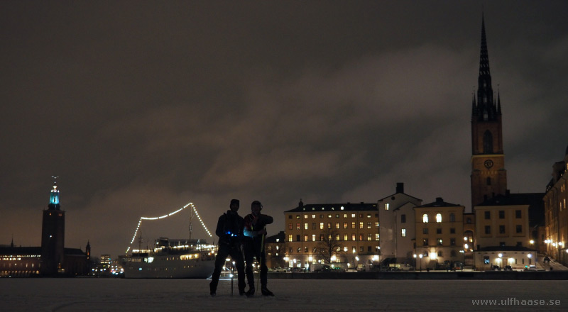 Ice skating in Stockholm city, Riddarfjården