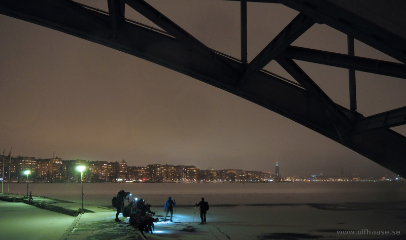 Ice skating in Stockholm city, Västerbron