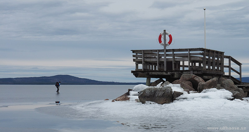 Ice skating on lake Siljan